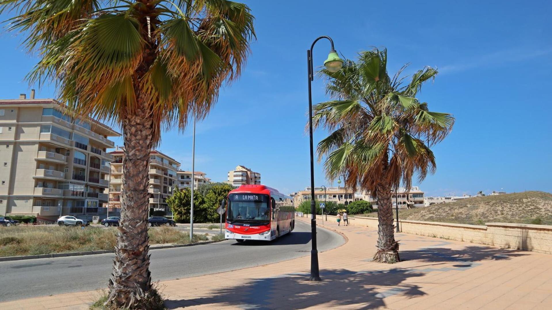 Apartament Ricardo La Mata Torrevieja Luaran gambar
