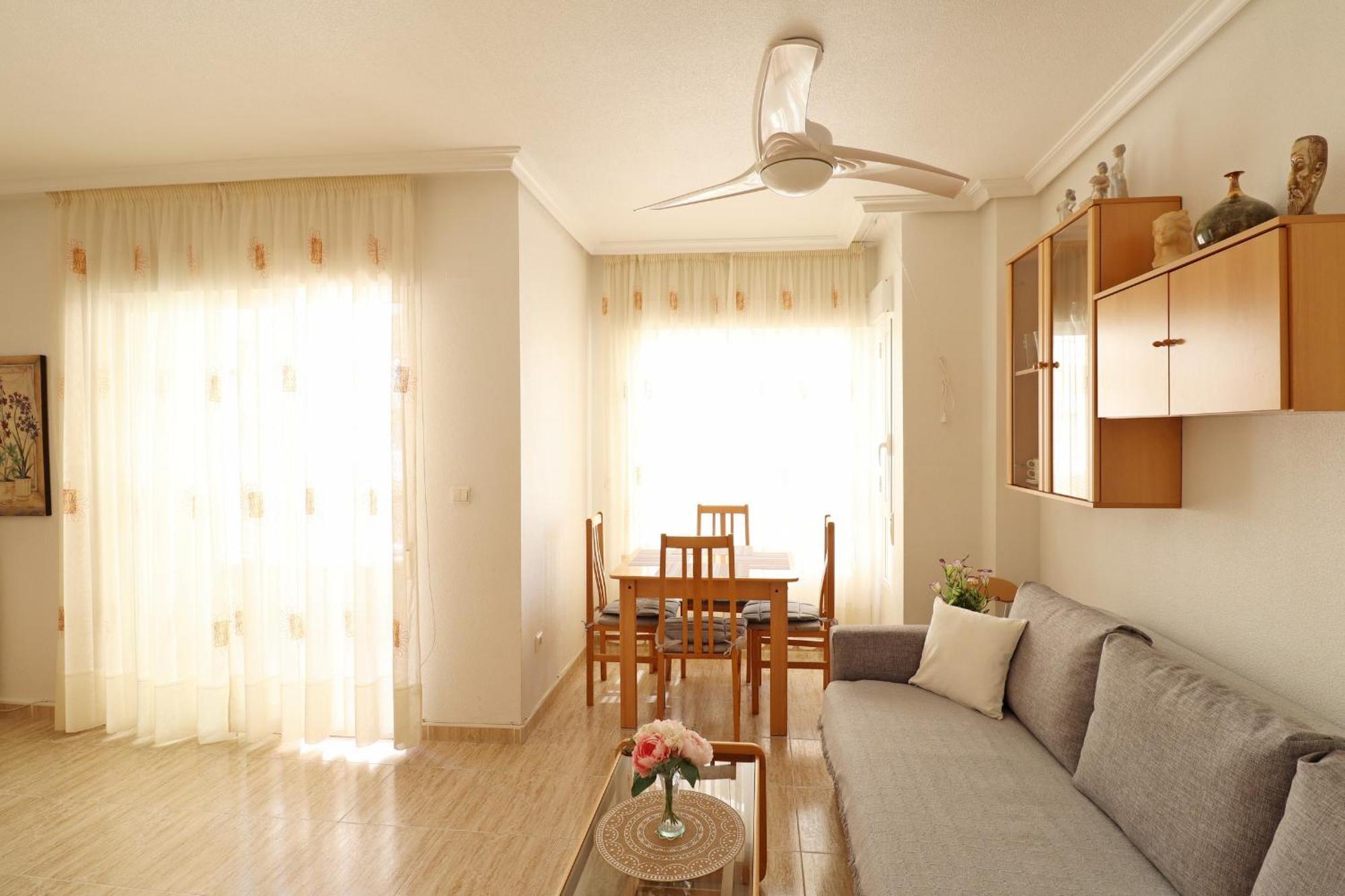 Apartament Ricardo La Mata Torrevieja Luaran gambar